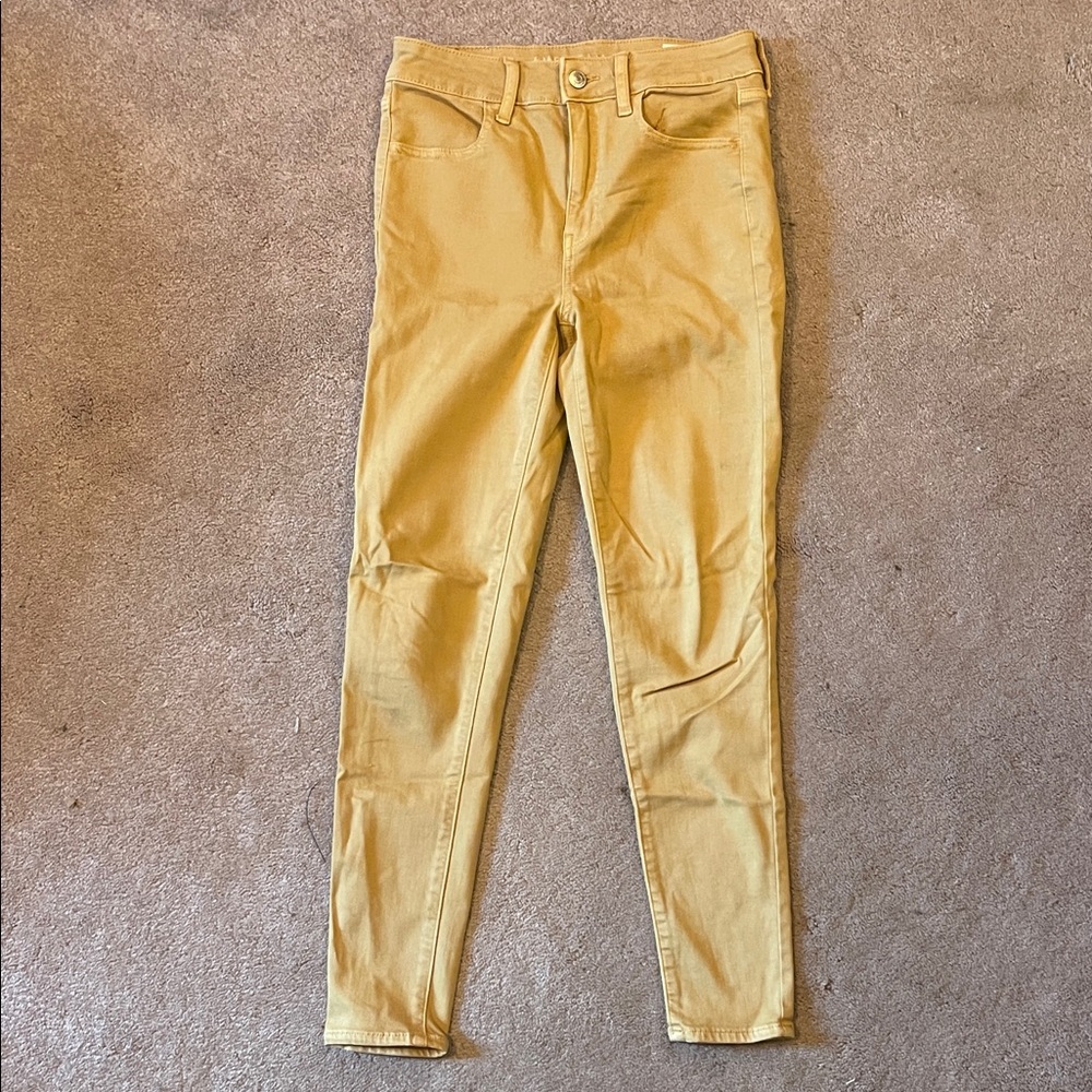 American Eagle High Waisted Yellow Jeans